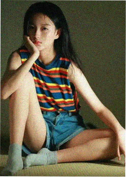 动漫女孩校园悬疑冰蓝色的她